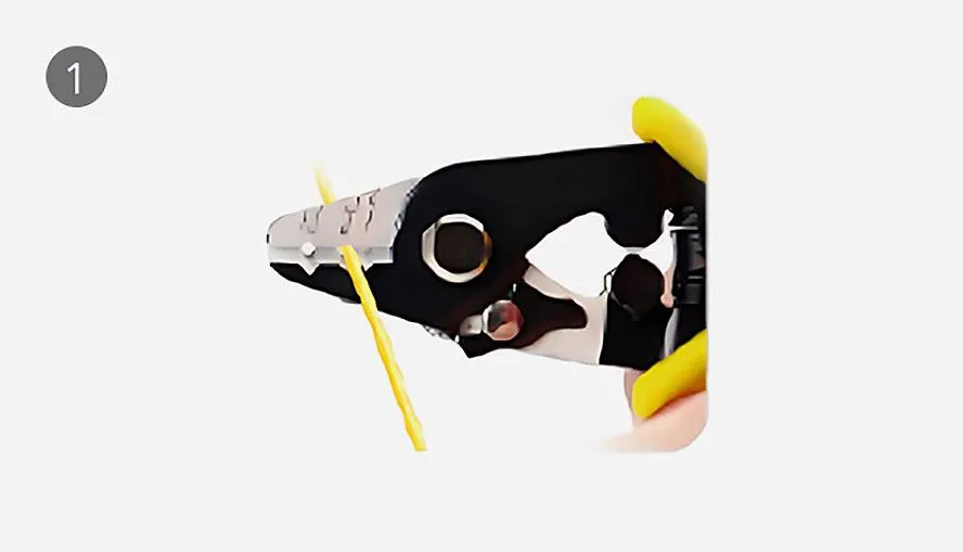 Strip the 900μm buffer coating (With the second hole)