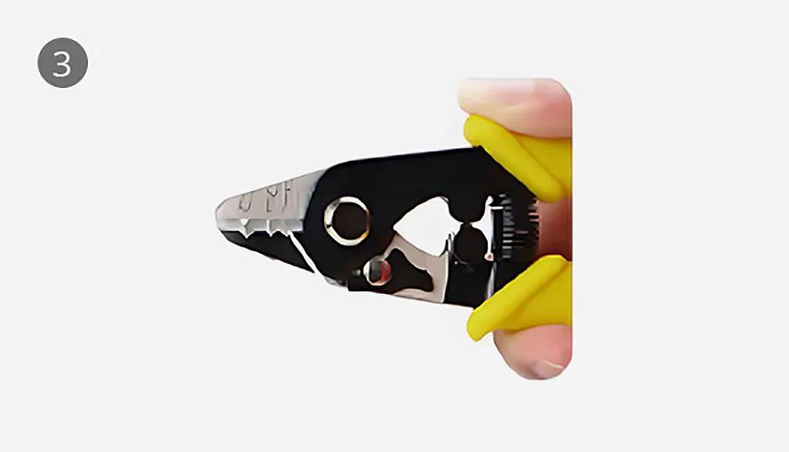 Strip the 250μm coating (With the smallest hole)